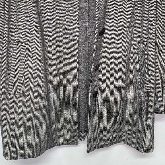 Gray Patterned Women's Trench Coat - Picture 6 of 12